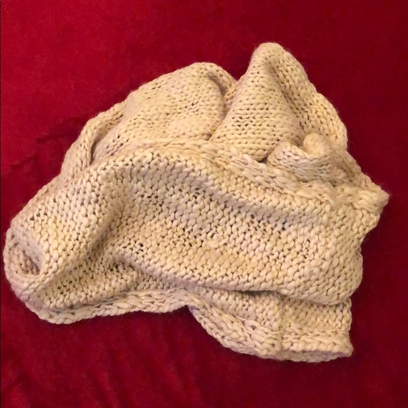 BCBGeneration Tucked Stitch Infinity Scarf - Picture 5 of 6